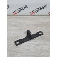 Ответная часть замка багажника Skoda Octavia A7 2015 8V0827507B