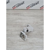 Петля двери нижняя Skoda Octavia A7 2015 8K0831402B