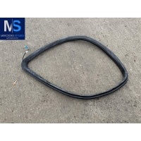 Уплотнитель багажника Mercedes GL X166 2014 A1666700139,A1666808900,1666808900,1666700139
