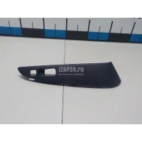 Накладка блока управления стеклоподъемниками Hyundai-Kia ix35/Tucson (2010 - 2015) 935822S1109P