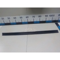 Уплотнитель стекла двери Renault Megane III (2009 - 2016) 803310030R
