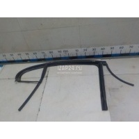 Уплотнитель стекла двери Renault Fluence (2010 - 2017) 823304528R