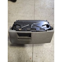Бардачёк сиденья пассажира правая audi a4 b6 8304918