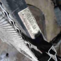 Радиатор основной Mercedes C W203 2005 a2035000603