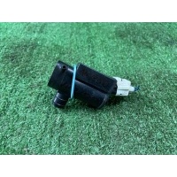 насос (моторчик) омывателя стекла переднего Toyota Yaris Verso 2000 8533010280