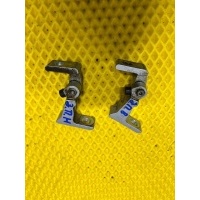 Петля двери SKODA OCTAVIA A7 2014 8K0831402E