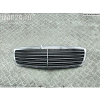 Решетка радиатора Mercedes W211 (E) 2003 2118800283