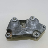 Кронштейн опоры КПП Land Rover Range Rover Evoque (2011 - 2018) LR024742