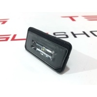 Подсветка номера Tesla Model X 2018 1034341-00-B,A2038200256