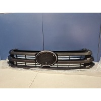 Решетка радиатора Toyota Hilux N125 2015- STTY980930