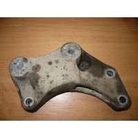 Кронштейн КПП левый Opel Corsa D 2010 13185906, 5684195