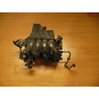 Коллектор впускной Opel Astra H SEDAN 55559368, 55560399, 5850176