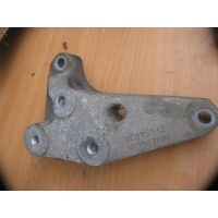 Кронштейн КПП левый Opel Astra H GTC 2009 90575142, 0047620, 5684039