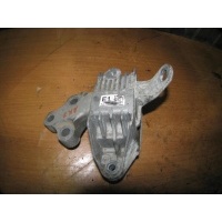 Опора двигателя левая Opel Astra J GTC 2014 13248549, 0682065, 19DW9781
