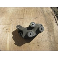 Кронштейн КПП левый Opel Astra J 13248568, 0684254