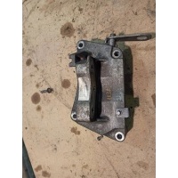 Кронштейн двигателя правый Opel Corsa D 2007 55199250, 1675160
