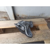 Опора двигателя левая Opel Astra J 2012 13337422, 0682075