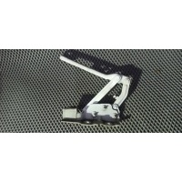 Петля капота левая Opel Astra J GTC 2013 20879202, 1160029, 1160058, 13330940