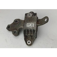 Опора двигателя левая Opel Astra J GTC 2012 13248549, 0682065