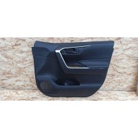 Обшивка двери передней правой Toyota RAV4 2019 67610-42C50-C7