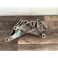 Подушка двигателя Volkswagen Passat B7 2013 06J199207P