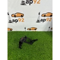 Кронштейн кузова BMW 1-series e87 2011 34 33 6769312
