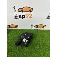 Доводчик двери багажника Audi A8 D3 2006 4E0827852G