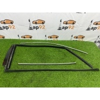 Молдинг двери BMW 5-series E60 2008 51 33 7072886, 51 33 7033802, 51 33 7033804, 51 21 7057436, 51 21 7033790