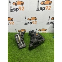 Ящик для инструмента Volkswagen Touareg GP 2007 7L0012113A, 7L0012112A, 7L0011031E, 7L0012219, 7L0012223, 1J0012255, N 0300574, 7L0805783A