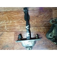 Ограничитель двери Toyota Chaser GX90 1994 68610-22060