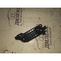 направляющая ремня безопасности Audi Q7 2005-2015 2012 4L0857817