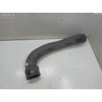 Патрубок интеркулера Opel Zafira B 2006 55557628