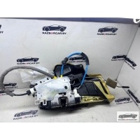 Замок двери передней правой Mercedes CLS C218 2011 A2047202435, 2047202435