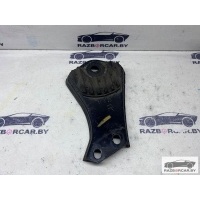 Кронштейн подрамника Mercedes E W213 2011 A2043520246, 2043520246