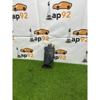 Абсорбер Volkswagen Passat B7 2013 3C0201801E