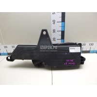 Корпус воздушного фильтра BMW 3-serie F30/F31/F80 (2011 - 2020) 13717597582