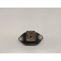 Опора КПП левая Renault Duster 2012 112201332R