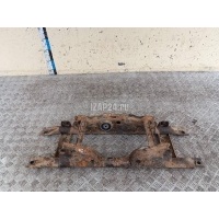 Балка задняя Renault Duster 2012 554039122R