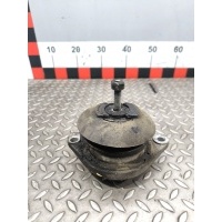 Подушка крепления двигателя Audi 80 1994 8a0199382