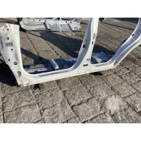 Порог левый все длинный toyota rav4 iv 12 - 070