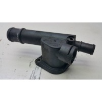 Фланец (тройник) системы охлаждения Audi A3 2004 038121132G