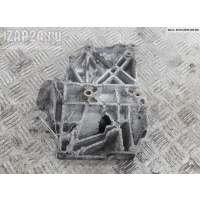 Кронштейн компрессора кондиционера Skoda Superb mk1 (B5) 2008 038260885c