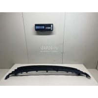 Решетка в бампер центральная Toyota Corolla E18 2013 5311202690