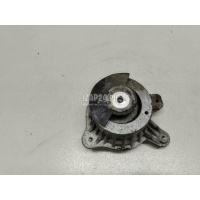Опора двигателя правая Mercedes Benz W205 2014 2052406717