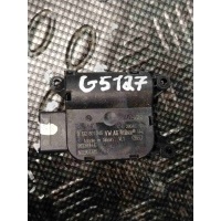 Моторчик заслонки печки Volkswagen Golf 5(2004-2009) 2007 1K1907511