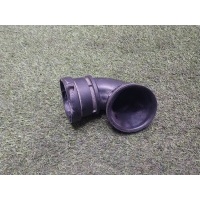 патрубок воздухозаборника Volkswagen Touareg NF (7P5) 2012 7p6129532