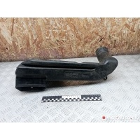 Воздухозаборник Kia Carnival UP/GQ 2004 0K51A13330