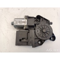 Моторчик стеклоподъемника задний левый Renault Scenic 3 2013 827310166R,910837200