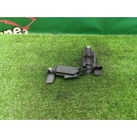 Кронштейн фары BMW 3 E46 Touring 2002 1301073018