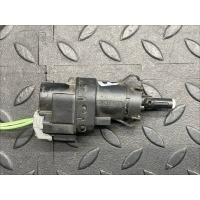 Датчик включения стопсигнала Ford Focus/2 2004-2011 3M5T13480AC, id111845